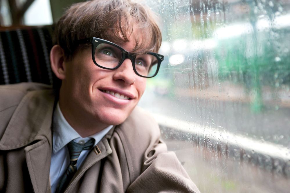 teoria Eddie-Redmayne-stars-as-Stephen-Hawking