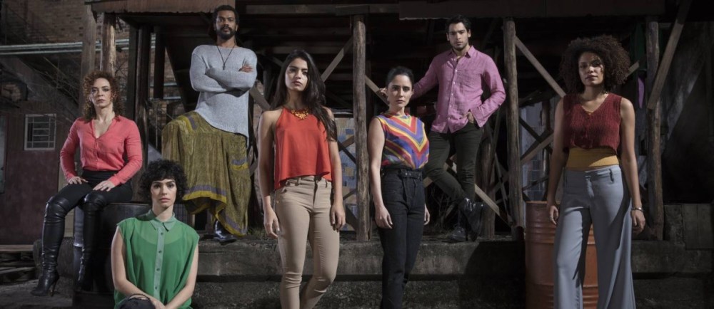 xCast-photo-325-s020364R.jpg.pagespeed.ic.pW-oFrHOxD